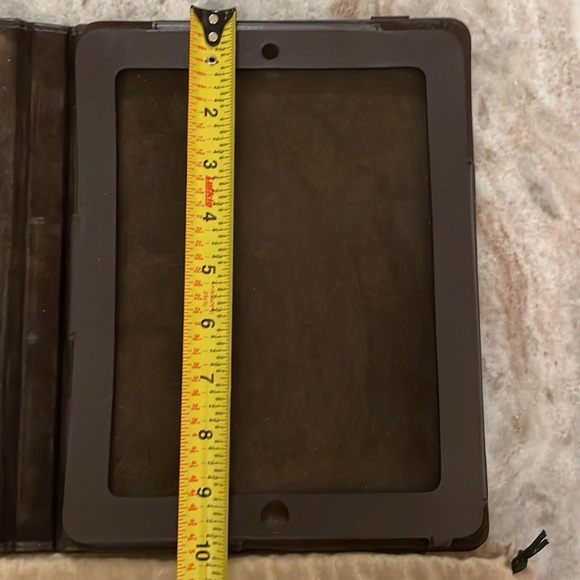 Burberry Haymarket iPad / Tablet Case - Picture 11 of 12